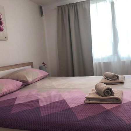 Apartments Barbara セニ エクステリア 写真