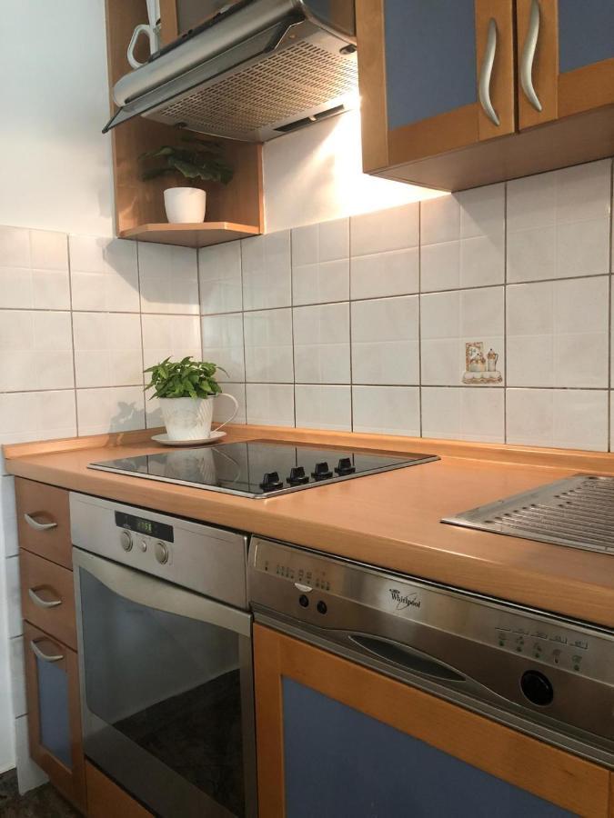 Apartments Barbara セニ エクステリア 写真