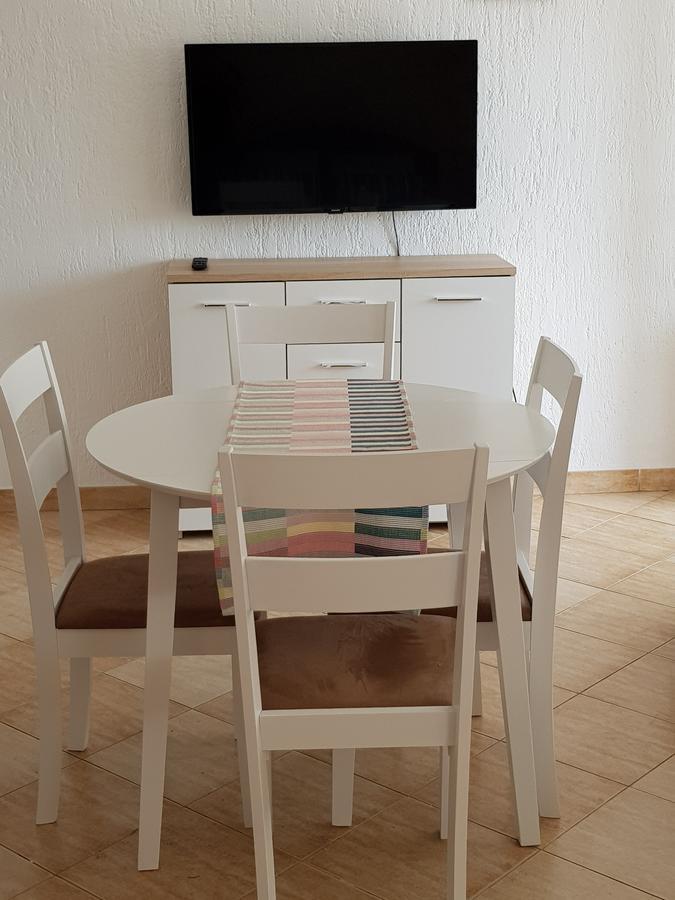 Apartments Barbara セニ エクステリア 写真